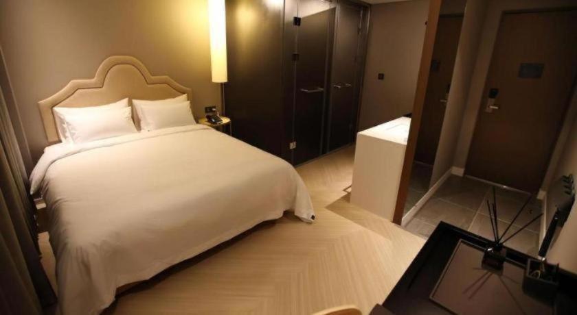 Londoner Hotel Μπουσάν Εξωτερικό φωτογραφία
